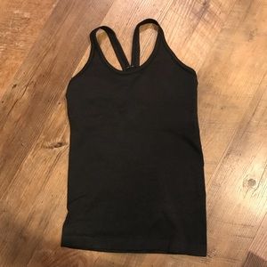 Power pose tank, only worn two times
